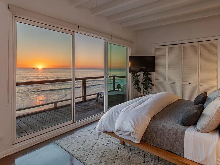 42602 Pacific Coast Hwy — Photo 23