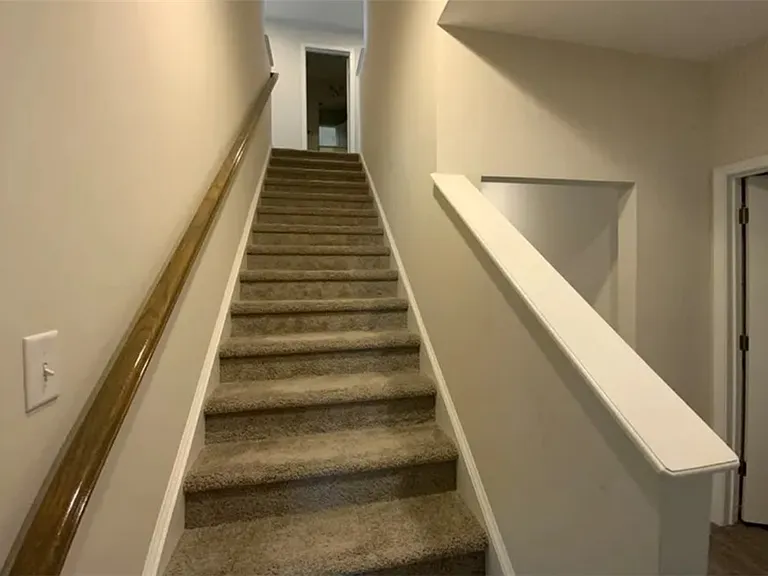 1044 Fairfield Dr — Photo 16