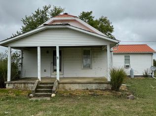 8955 Cook Yankeetown Rd NE, Mount Sterling, OH 43143