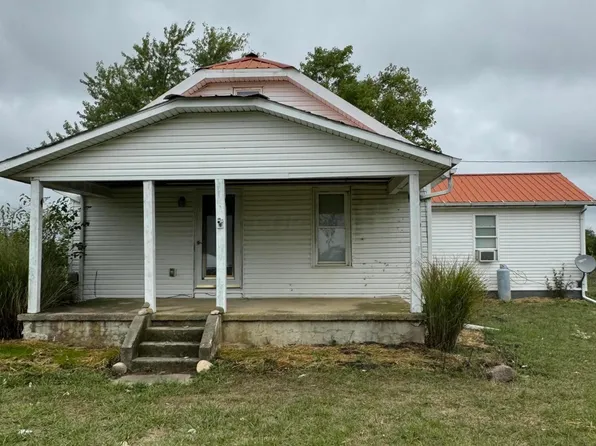 8955 Cook Yankeetown Rd NE, Mount Sterling, OH 43143