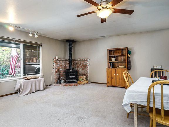 5th image of 16533 Creekside Dr