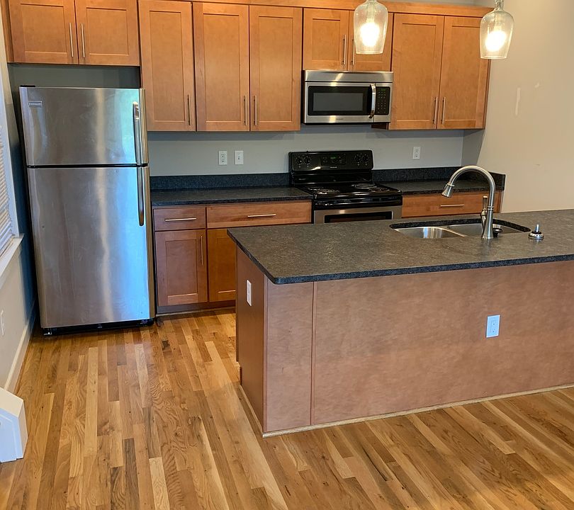 1st image of 3030 Park Ave APT B