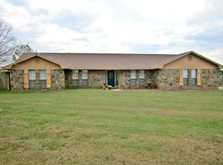 12587 Duboise Rd, Cameron, OK 74932
