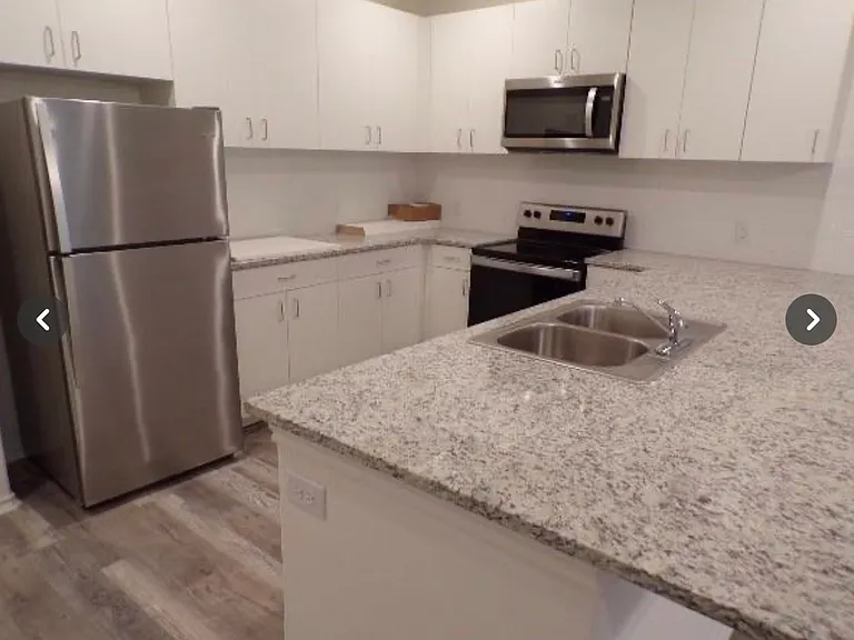 318 S Main St #1 — Photo 6