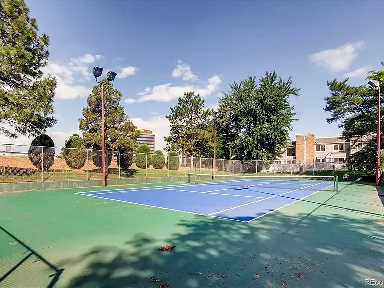 Community tennis and pickleball court
