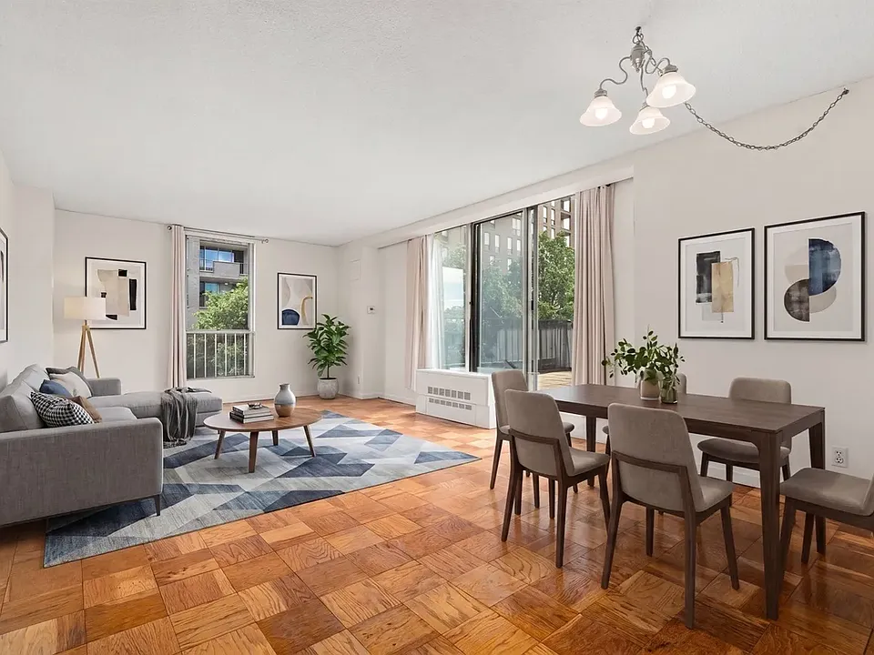 99 Pond Ave #501