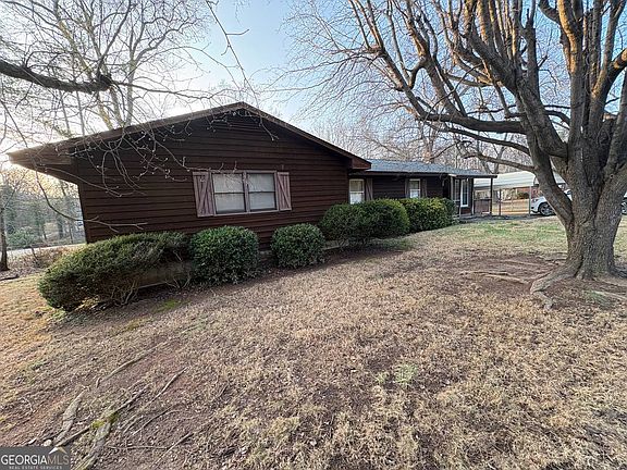 2nd image of 232 Oakland Heights Rd