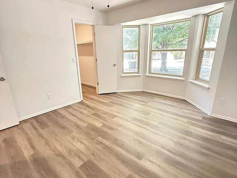 3351 S 143rd East Ave — Photo 47