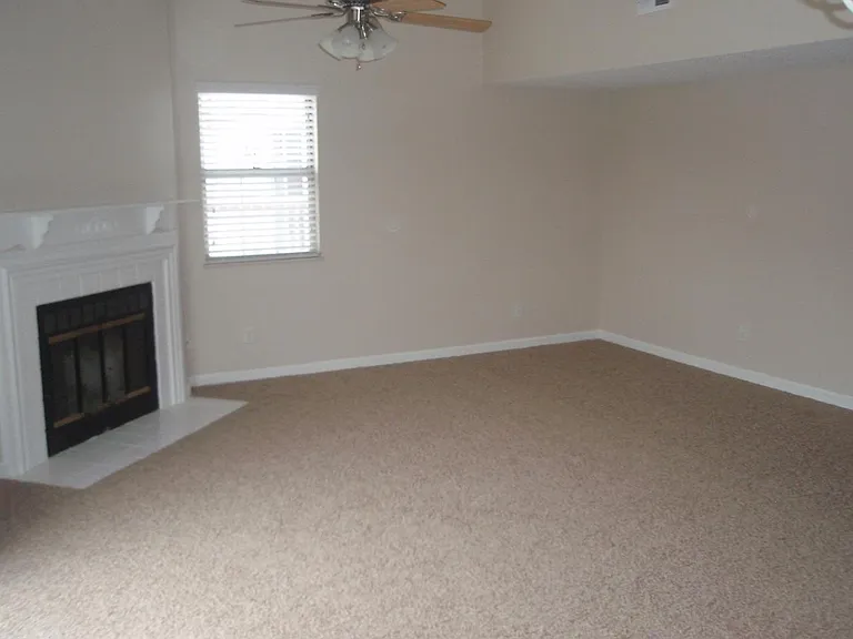 1413 Bobolink Pl — Photo 5
