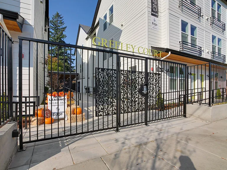 Greeley Court — Photo 11