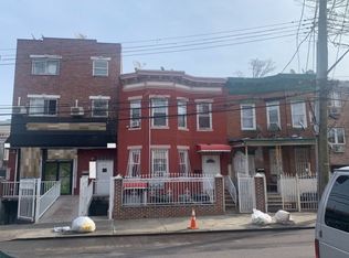 33-15 104th St, Corona, NY 11368