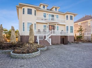 749 Dune Rd, Westhampton Beach, NY 11978