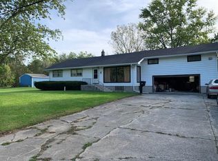 1465 N Brummitt Rd, Chesterton, IN 46304