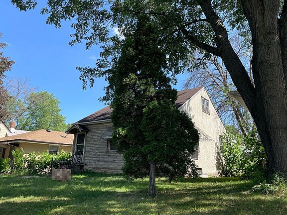 2nd image of 14 Maryland Ave E