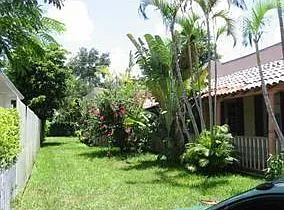 808 SE 6th Ct #4