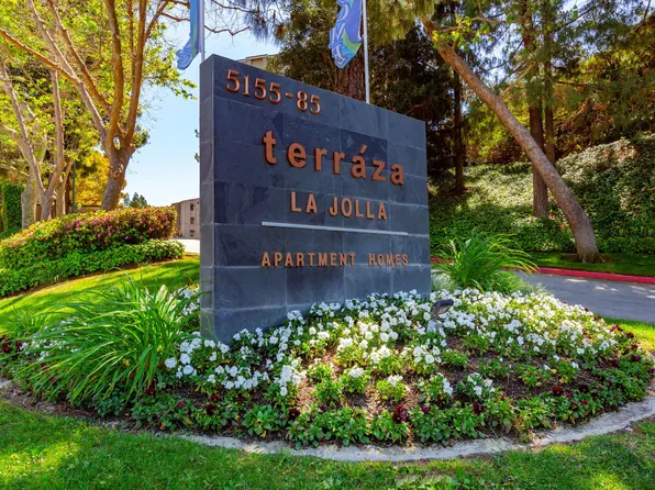 Elan Terraza La Jolla, 5165 Luigi Ter #46, San Diego, CA 92122