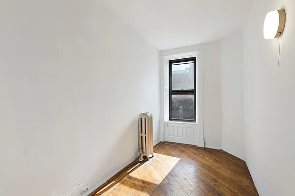 Rented by Corcoran | media 14