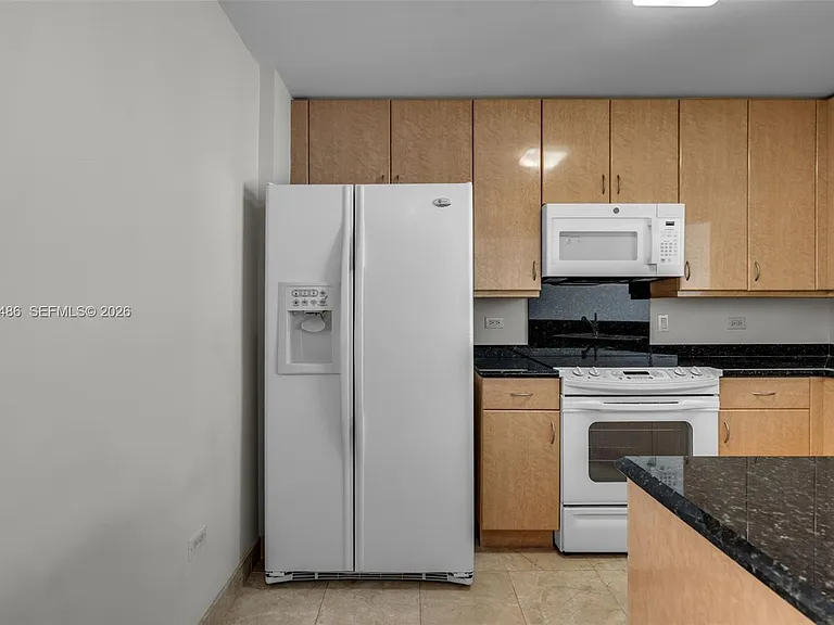 801 Brickell Key Blvd #2108 — Photo 4