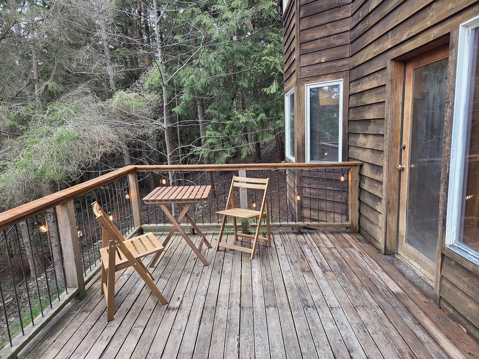 2 bed, 1100 sqft, $2,100 — Photo 3