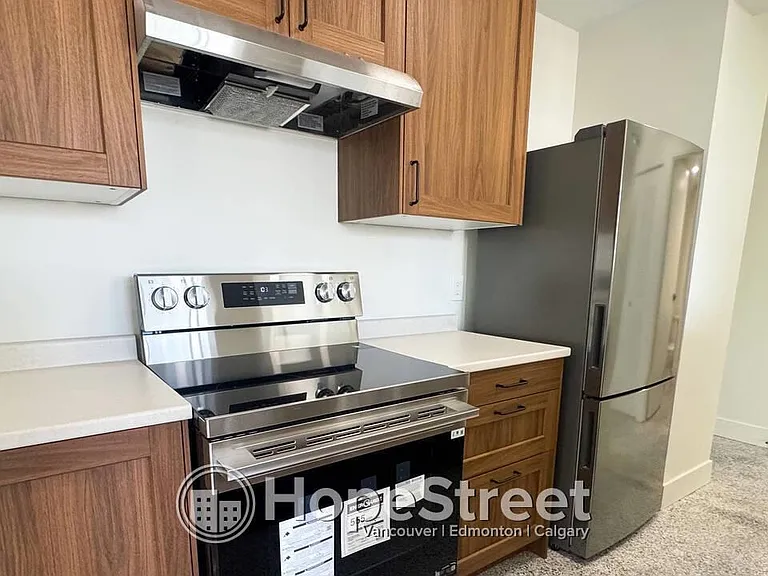 1075 Comox St #1406 — Photo 5