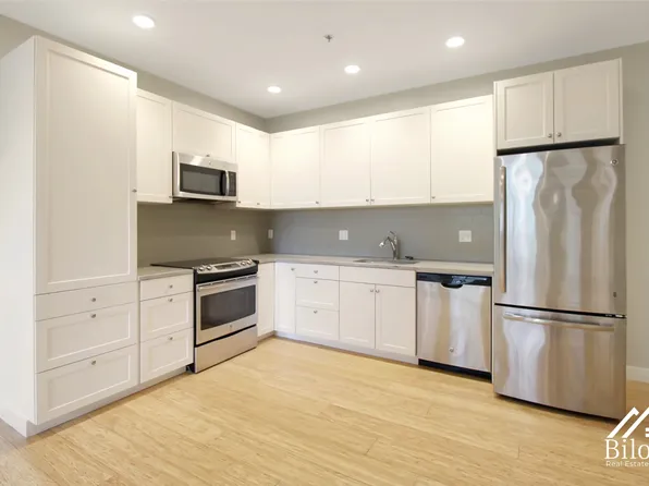 101 Hillside Ave East Side of Providence, 101 Hillside Ave #104, Providence, RI 02906