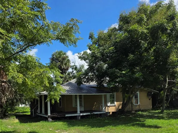 1352 SE HILLSBOROUGH AVENUE, ARCADIA, FL 34266