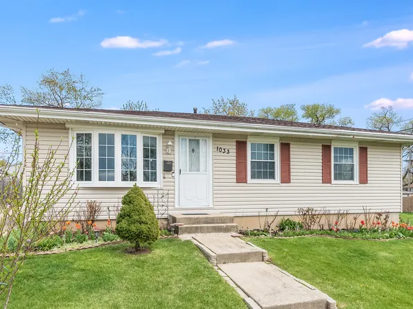 1033 Elizabeth St, West Chicago, IL 60185