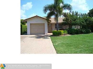 2nd image of 10207 NW 82nd St