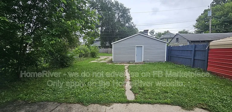121 N Gladstone Ave — Photo 6