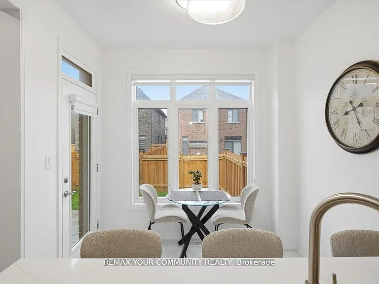 76 Sagewood Ave — Photo 15