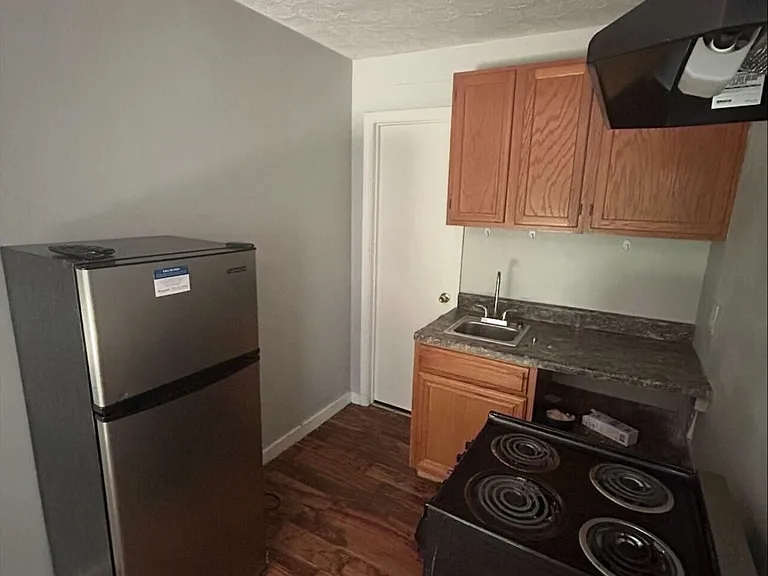 2405 Palmetto St #B — Photo 12