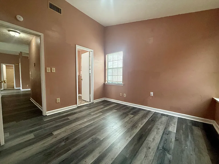 3244 Herbert Dr — Photo 7