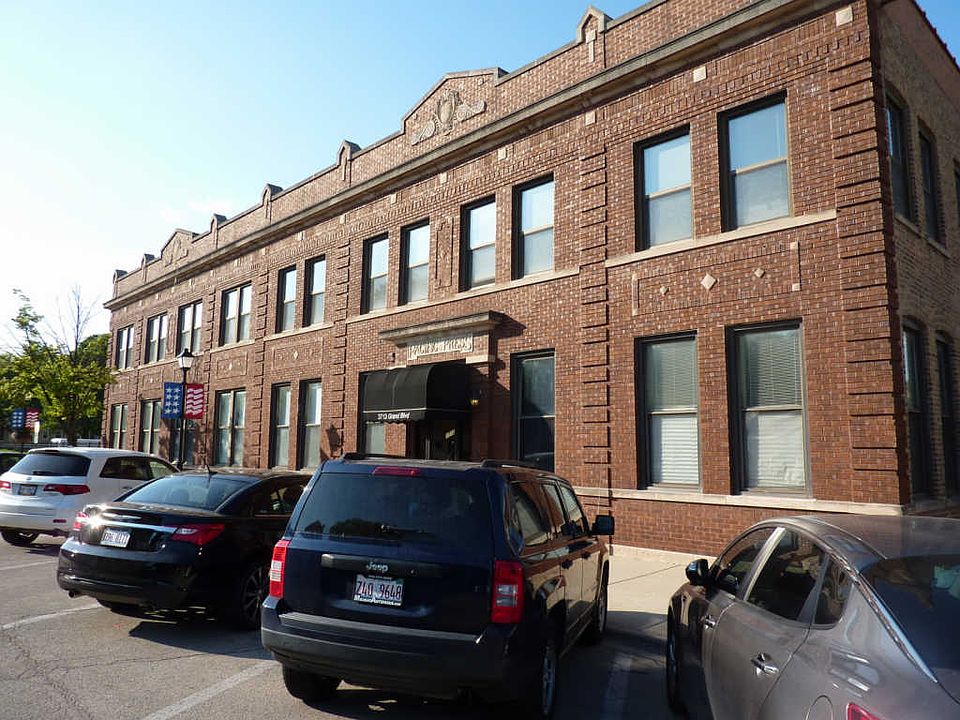 1st image of 3713 Grand Blvd Unit 5