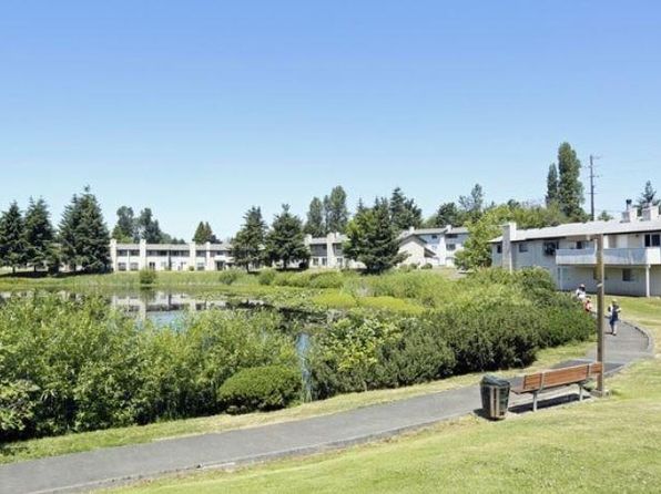 Fountain Lake Townhomes
