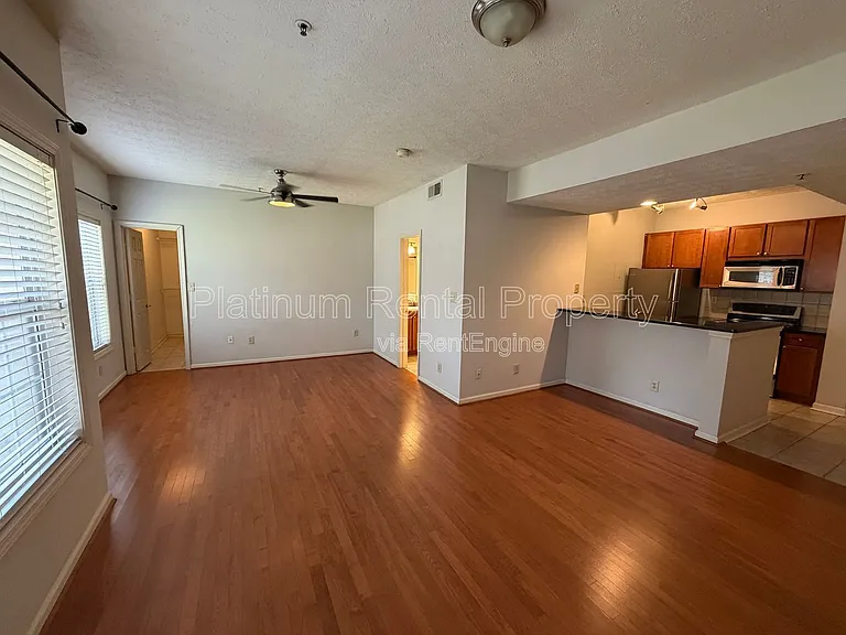 1250 Parkwood Cir SE #1313 — Photo 7