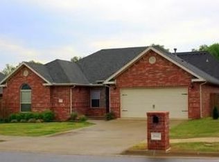 5003 SW Screech Owl St, Bentonville, AR 72712