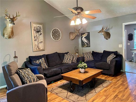 4th image of 357 Lee Road 2041