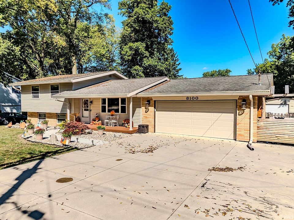 1st image of 8100 W Lone Beech Dr