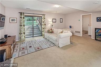 Lots of Light-Fam room