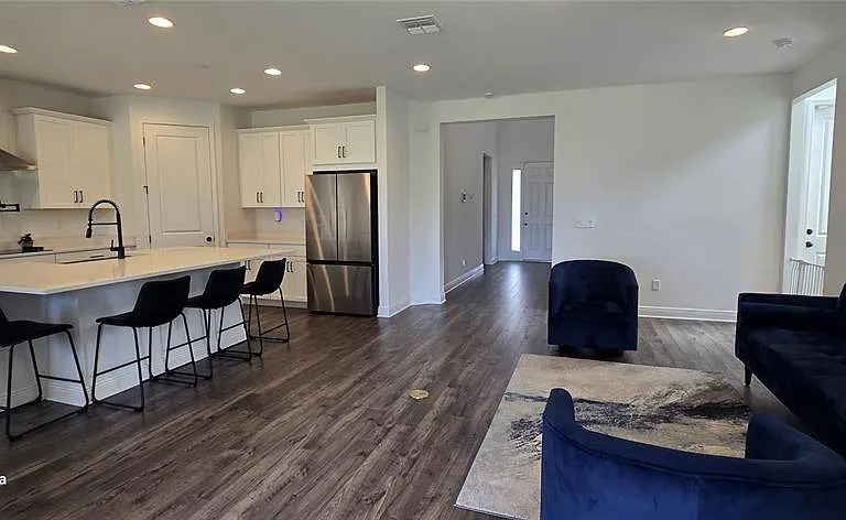 18410 Blue Heron Cir — Photo 26