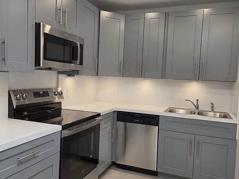 3337 NE 33rd St #A — Photo 5