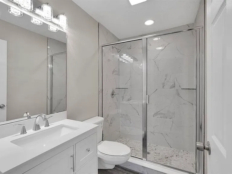 855 S Holmes Blvd — Photo 18