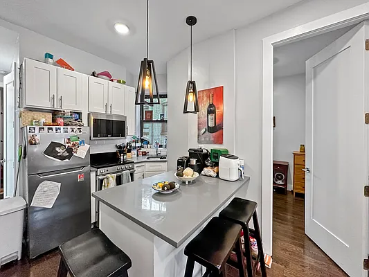 Rented by Skyward | media 20