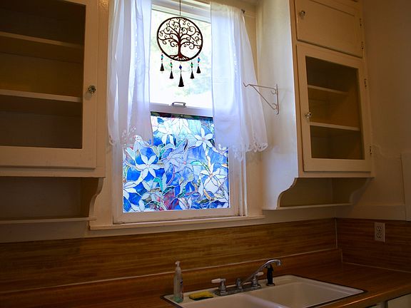 5th image of 307 C St #A