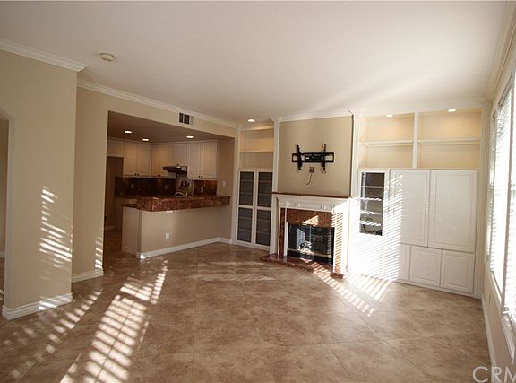 4th image of 128 La Mirage Cir