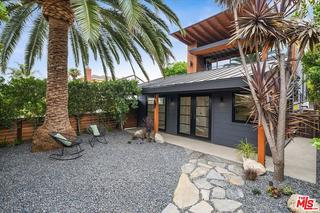 1 bed, 1.0 bath, 500 sqft, $3,850 — Photo 4