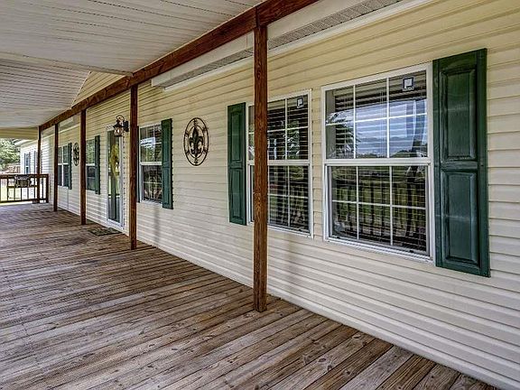 5th image of 17485 Morales Ln
