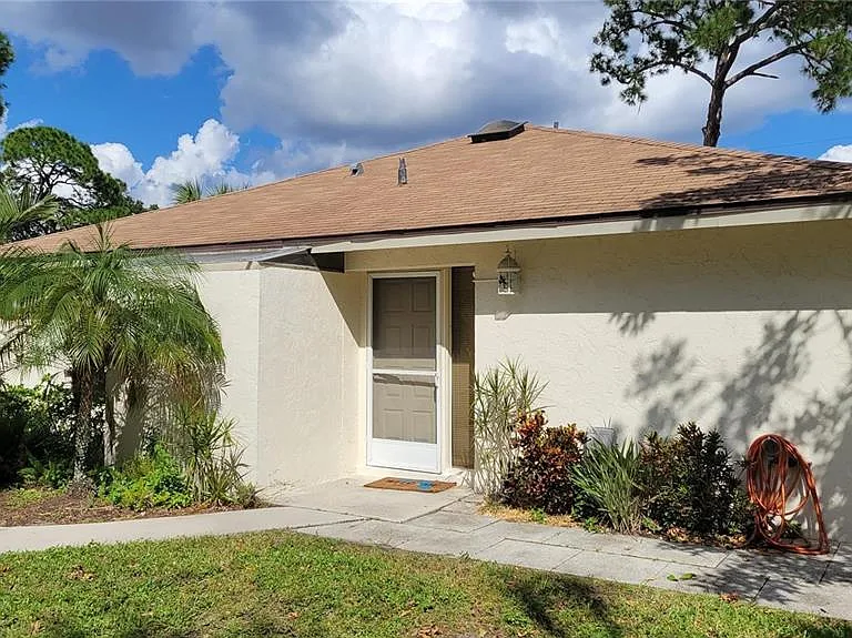 5368 Royal Palm Ave #5368 — Photo 2