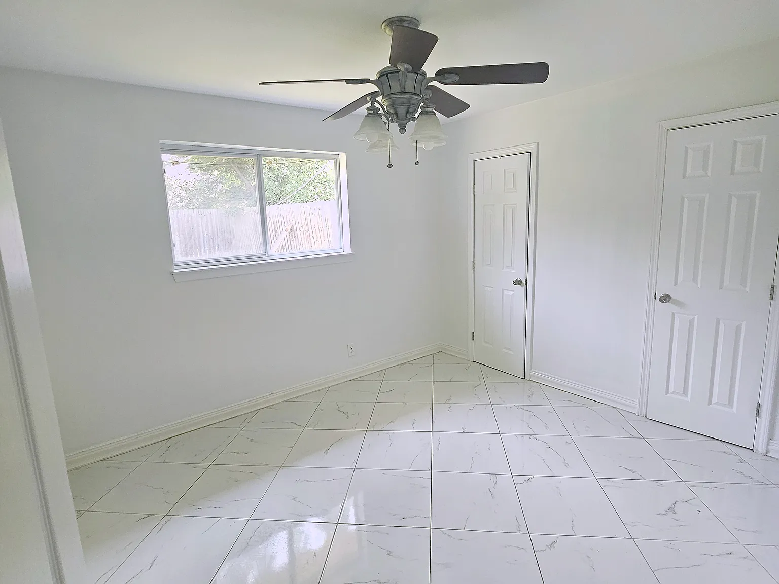 3 bed, 1711 sqft, $1,795 — Photo 4