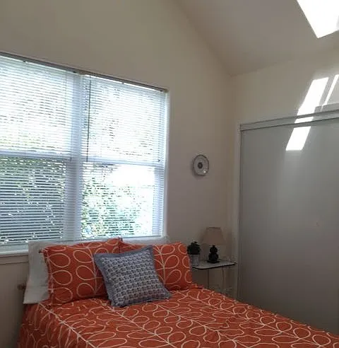 1 bed, 420 sqft, $1,500 — Photo 3